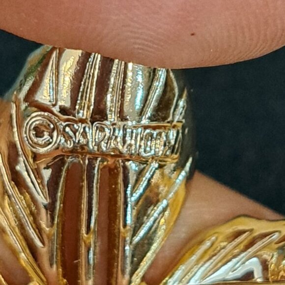 Vintage Sarah Conventry Gold Tone Leaf Brooch Pin 2" - Picture 3 of 5